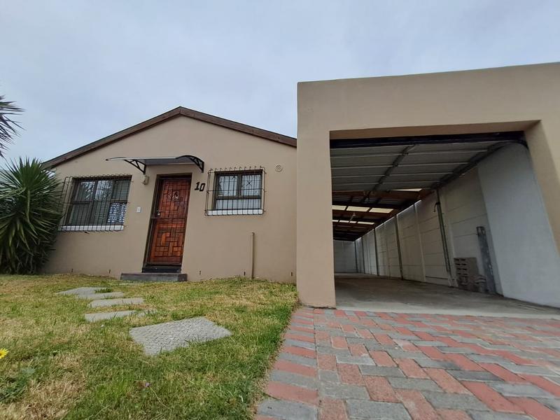 2 Bedroom Property for Sale in Ottery Western Cape